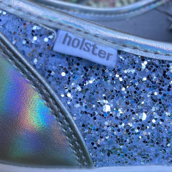 Holster slip on sneaker. Diaz Silver euro 41 ( fits 9.5) never worn. - Picture 4 of 5